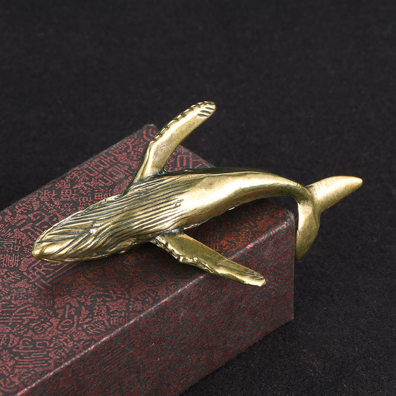 Creative Gift Brass Home Accessories OrnamentsCreative Gift Brass: Accesorios de Hogar con Diseño de Ballena en Latón