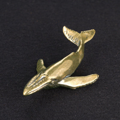 Creative Gift Brass Home Accessories OrnamentsCreative Gift Brass: Accesorios de Hogar con Diseño de Ballena en Latón